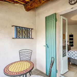  Hébergement de vacances Maison De Village