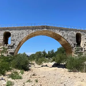  Hébergement de vacances La Maison D’helene&antoine à Xii Siècle